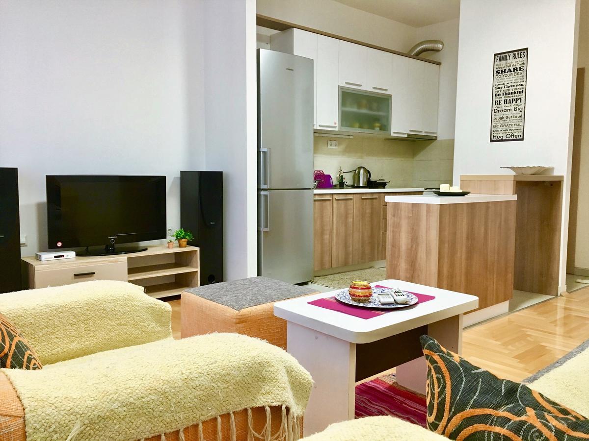 Regina'S Apartments Skopje Luaran gambar
