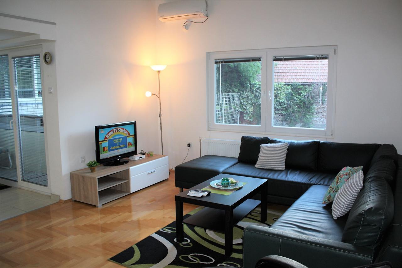 Regina'S Apartments Skopje Luaran gambar