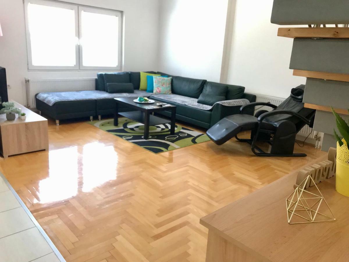 Regina'S Apartments Skopje Luaran gambar