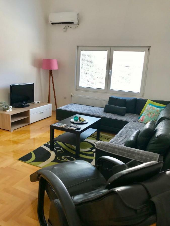 Regina'S Apartments Skopje Luaran gambar