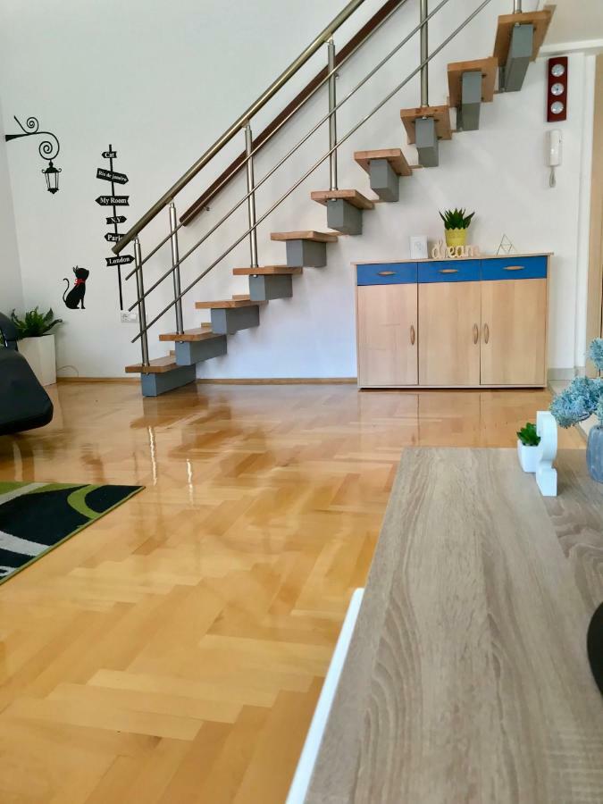 Regina'S Apartments Skopje Luaran gambar